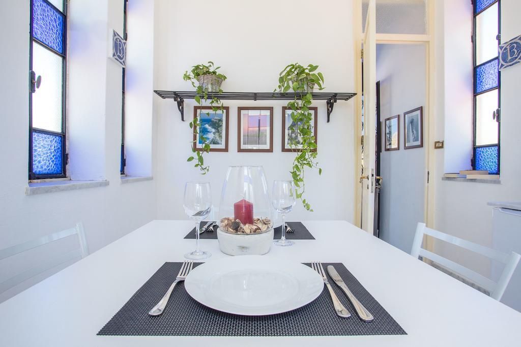 Appartamento La Torretta モンデッロ 部屋 写真