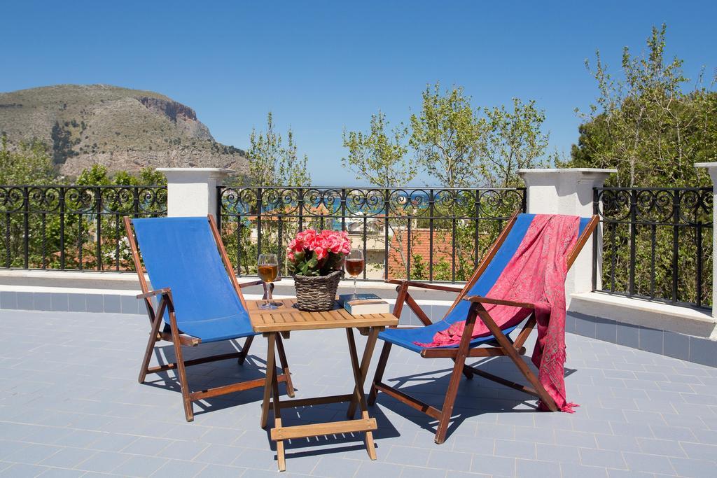 Appartamento La Torretta モンデッロ 部屋 写真